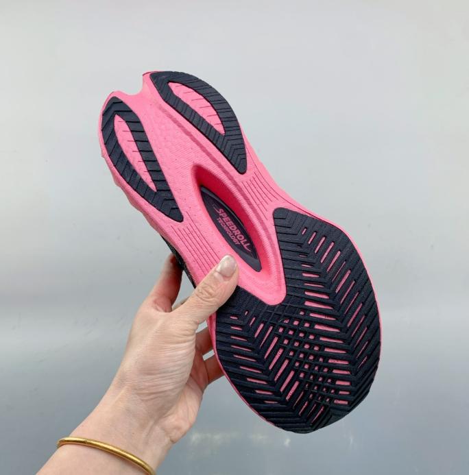 Saucony Endorphin Pro 4 Series Low-Top Cushioned Running Shoes