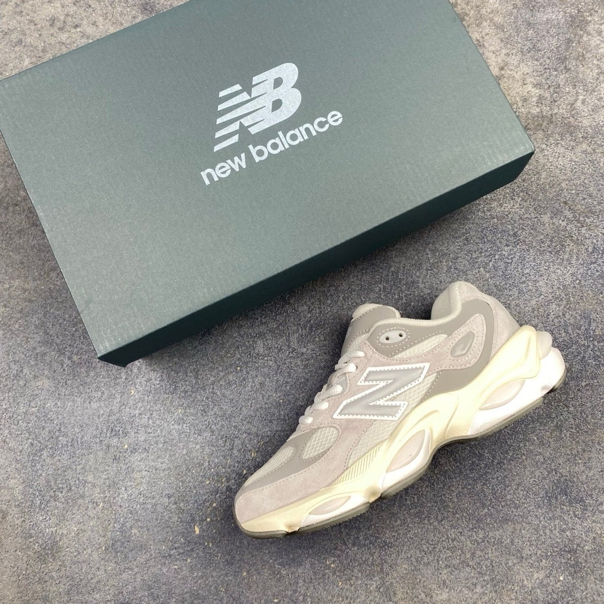 New Balance 983 Series Retro Casual Running Shoes