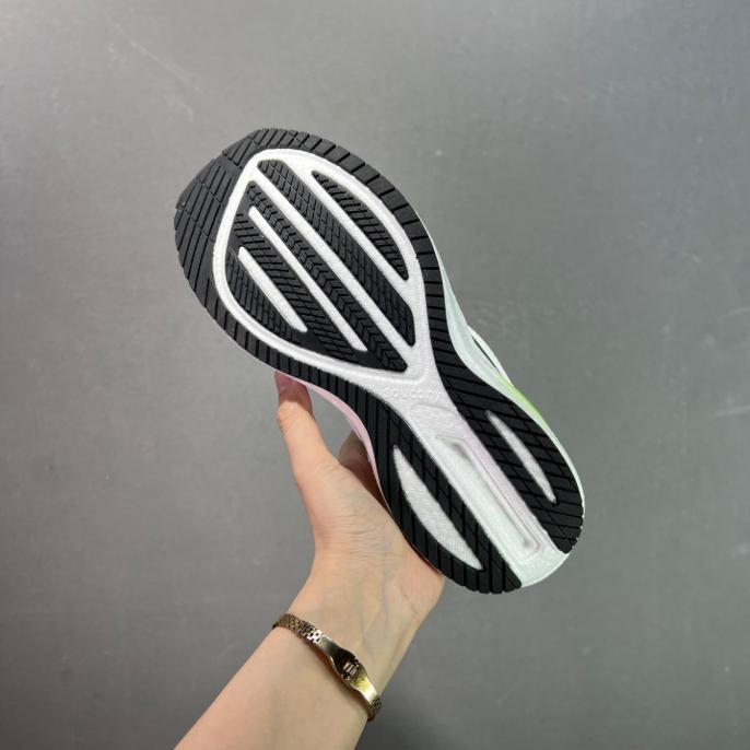 Saucony Triumph 21 Thick-Soled Casual Running Shoes