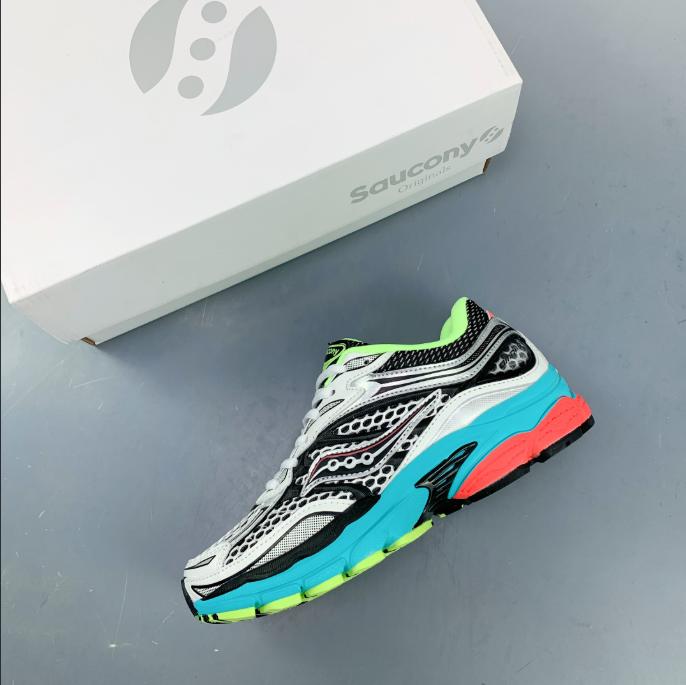 Saucony ProGrid Omni 9 Comfortable Running Shoes