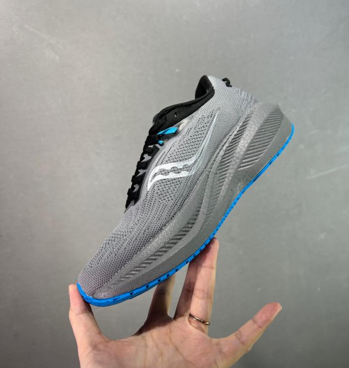 Saucony Triumph 21 Thick-Soled Casual Running Shoes