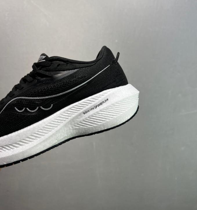 Saucony Triumph 21 Thick-Soled Casual Running Shoes