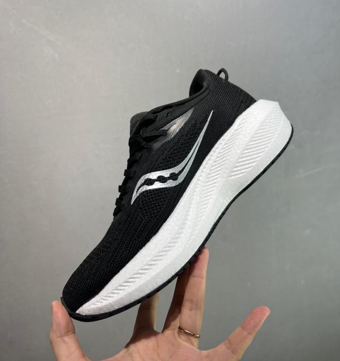 Saucony Triumph 21 Thick-Soled Casual Running Shoes