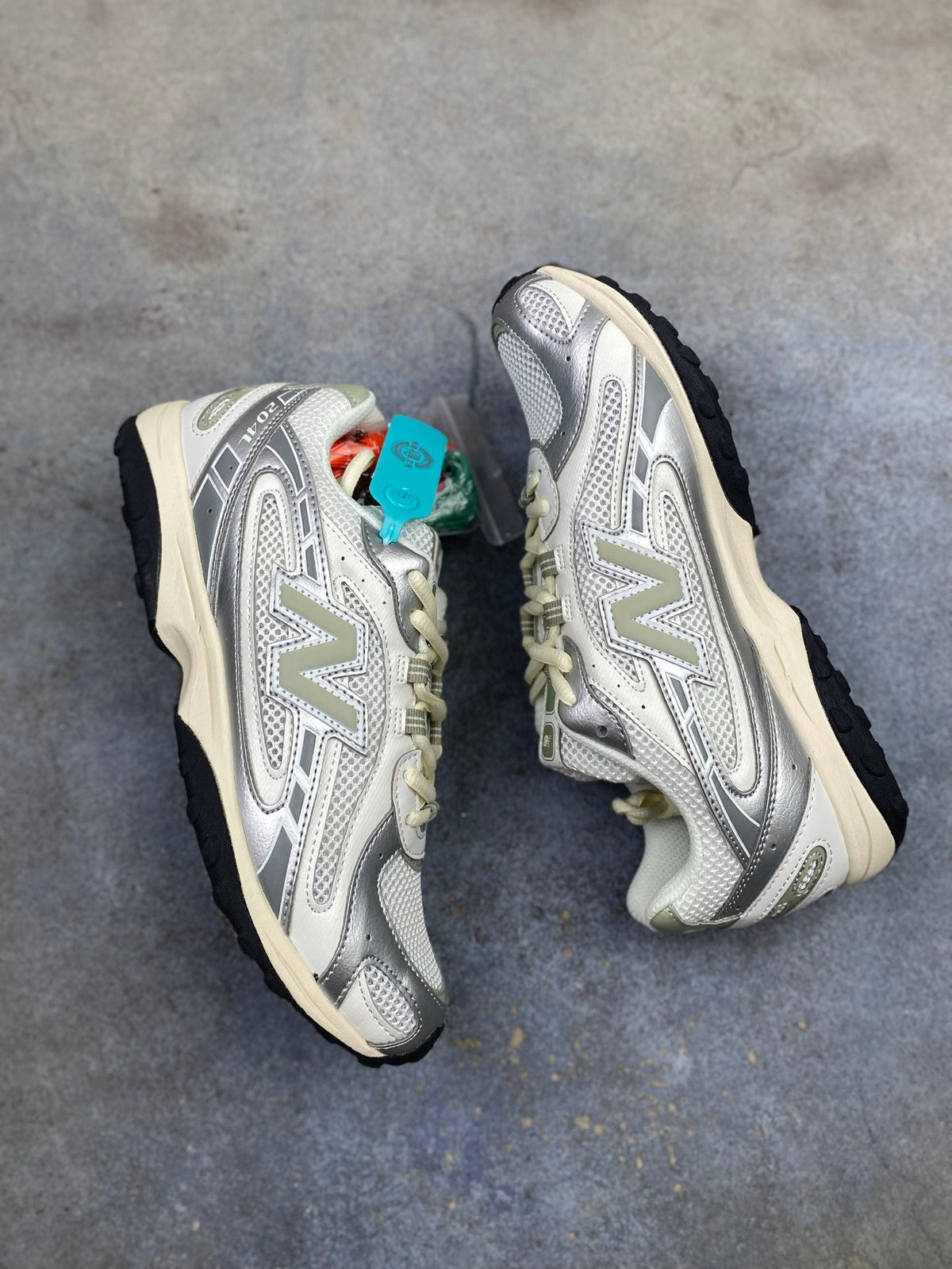 New Balance 204 Series Light Brown Casual Sports Running Shoes