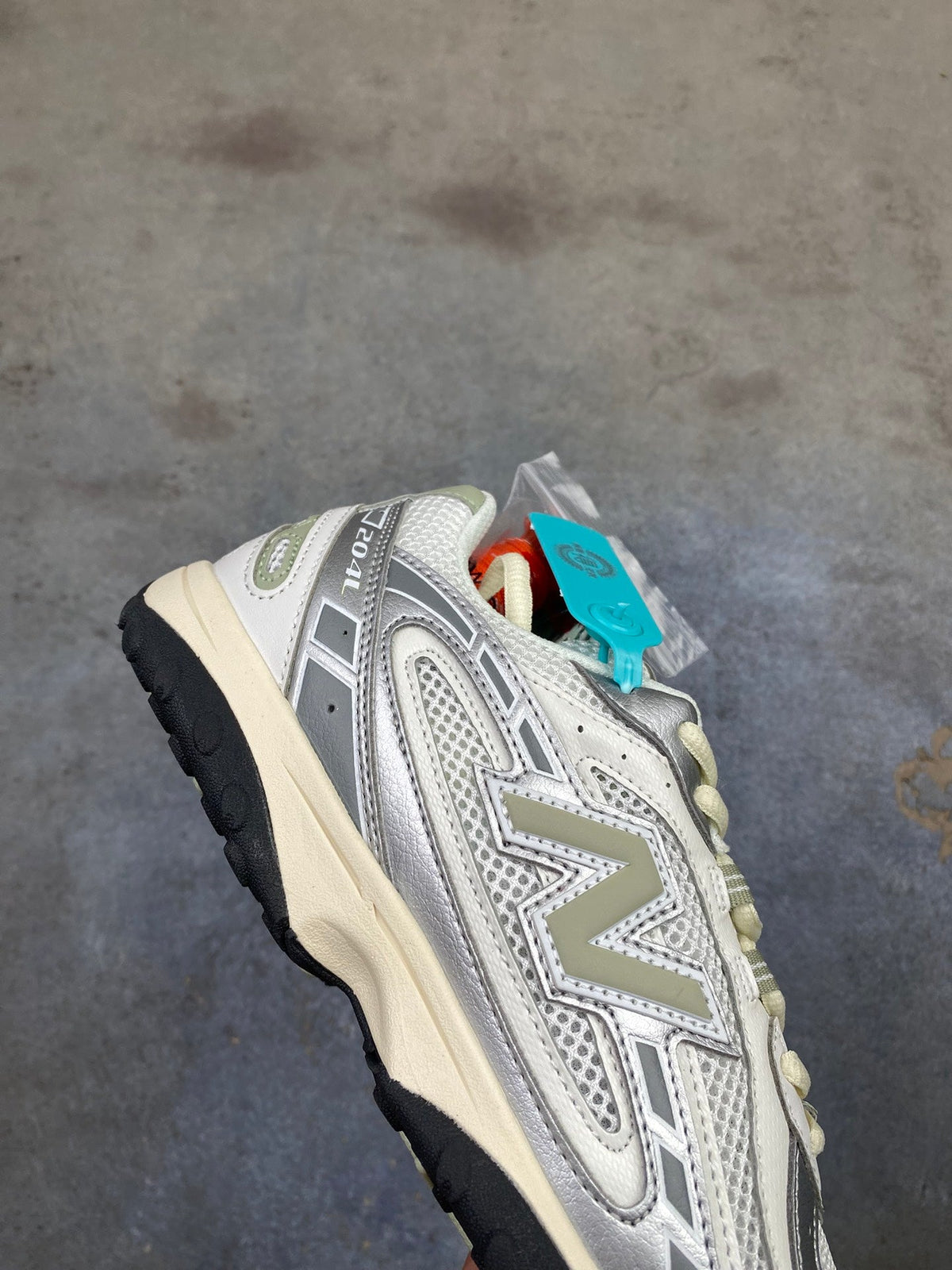 New Balance 204 Series Light Brown Casual Sports Running Shoes