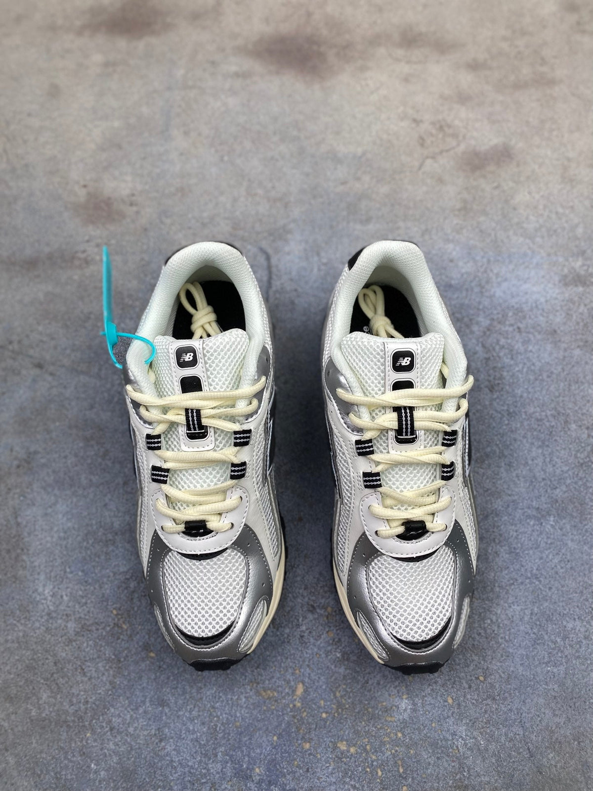 New Balance 204 Series Light Brown Casual Sports Running Shoes