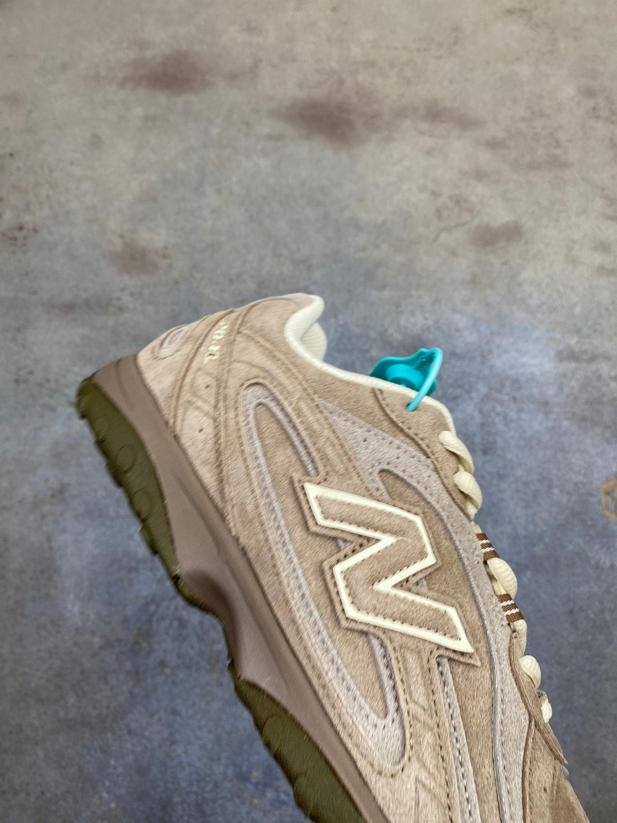 New Balance 204 Series Light Brown Casual Sports Running Shoes