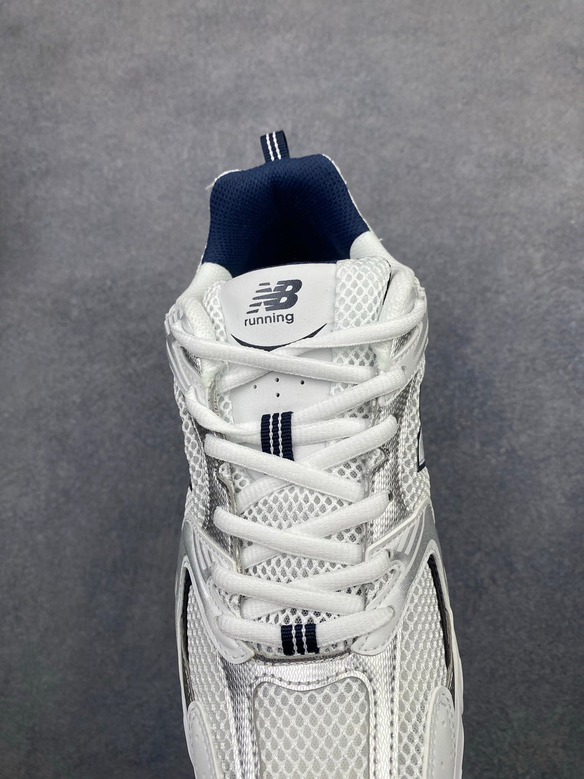 New Balance NB 530 Durable Mesh Low-Top Running Shoes