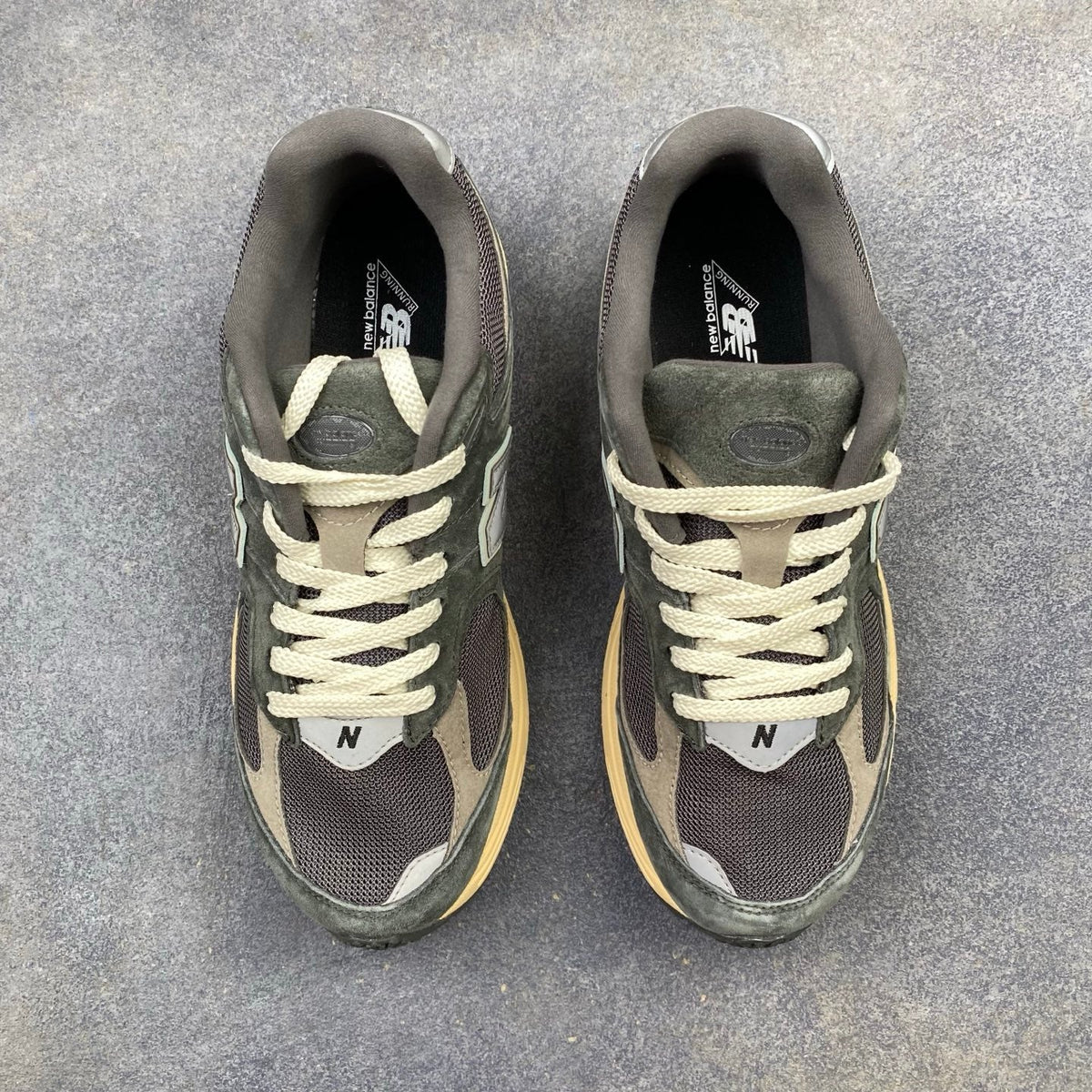 New Balance MS327 Series Retro Casual Running Shoes
