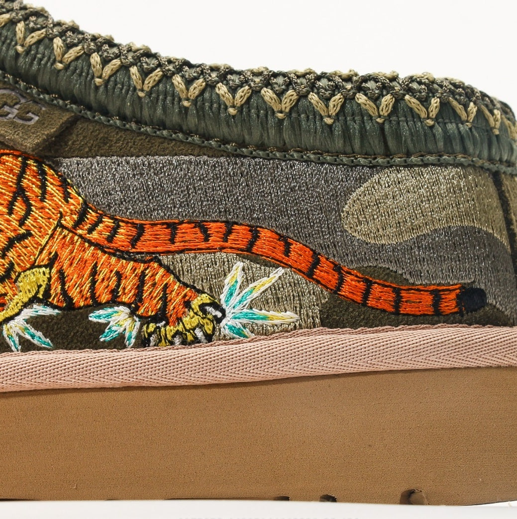 UGG Women's Tasman II Painted Slipper